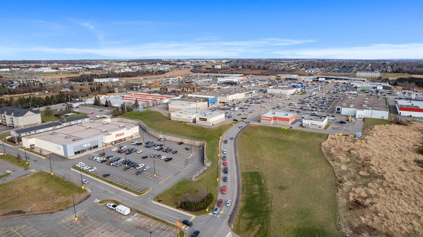 201 49 Burns Avenue, Charlottetown, PE