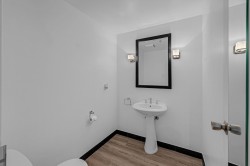 Powder room - 
