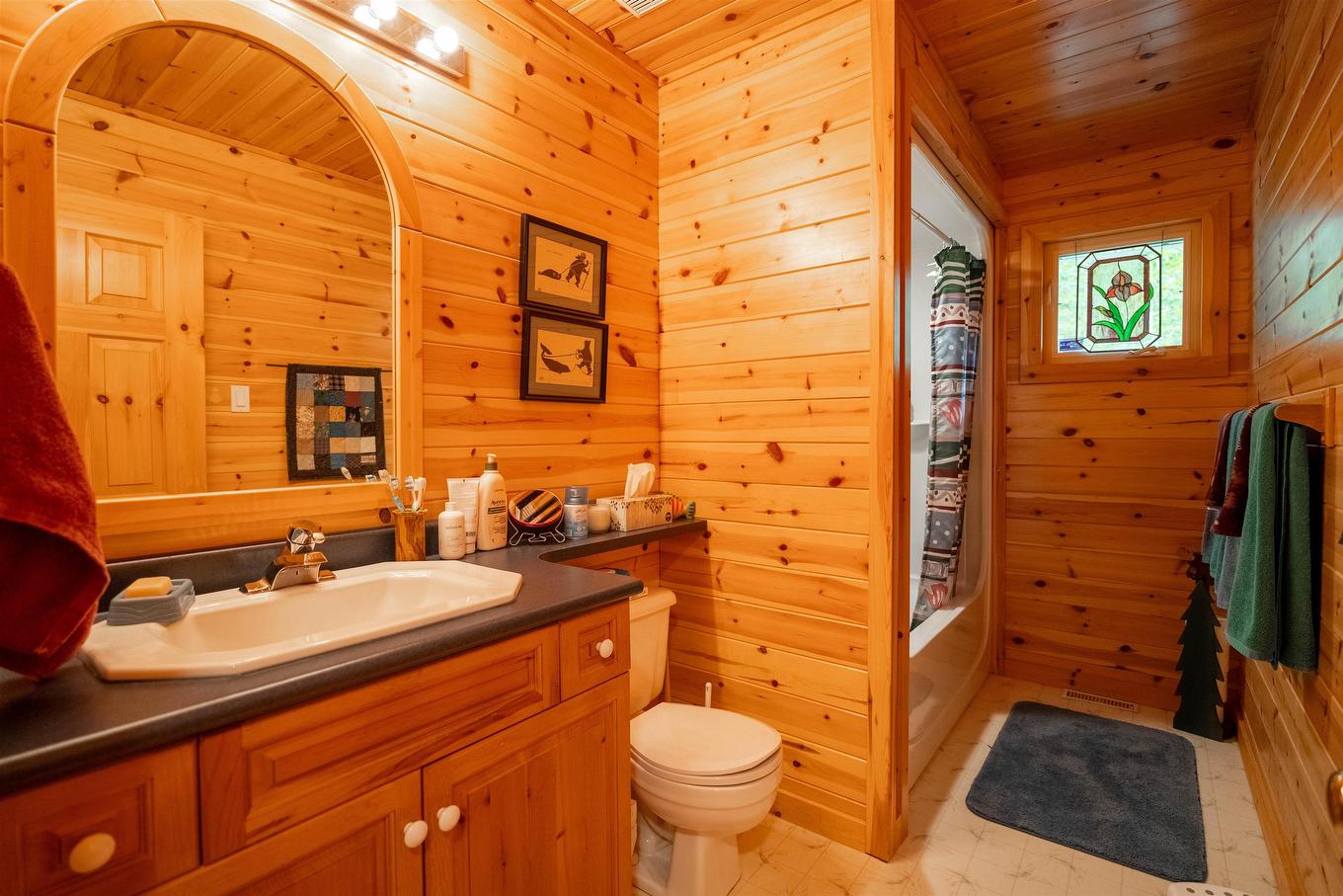 Lot 4 Lily Pad Bay, Kenora, ON - Indoor Photo Showing Bathroom