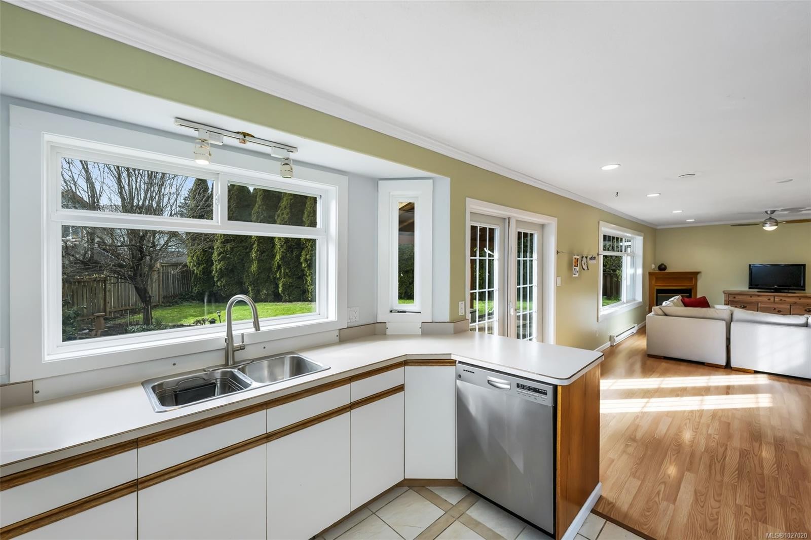 2018 Deborah Pl, Duncan, BC