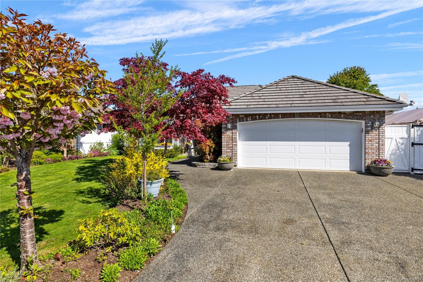 1157 Ormonde Rd, Qualicum Beach, BC