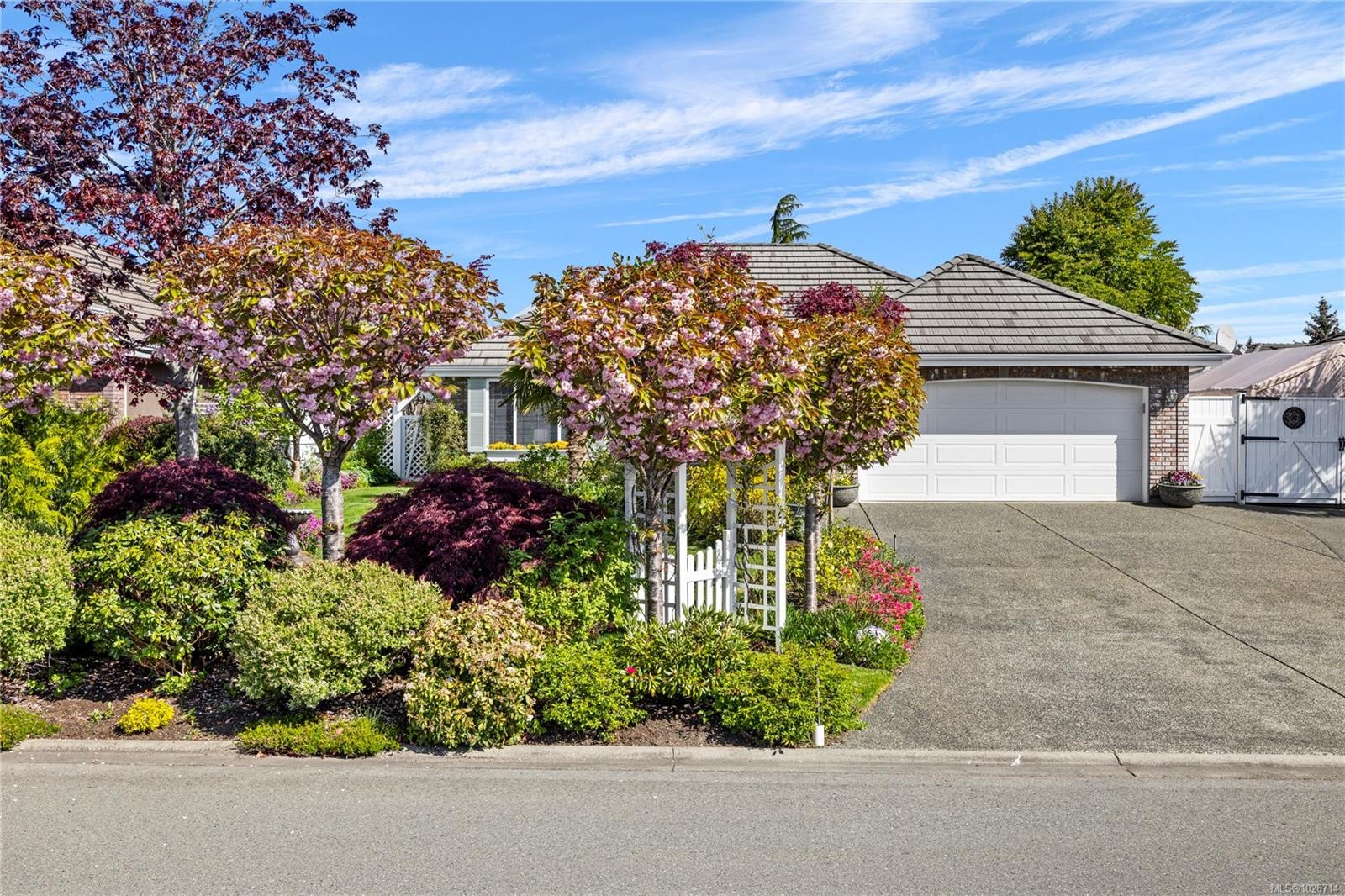 1157 Ormonde Rd, Qualicum Beach, BC