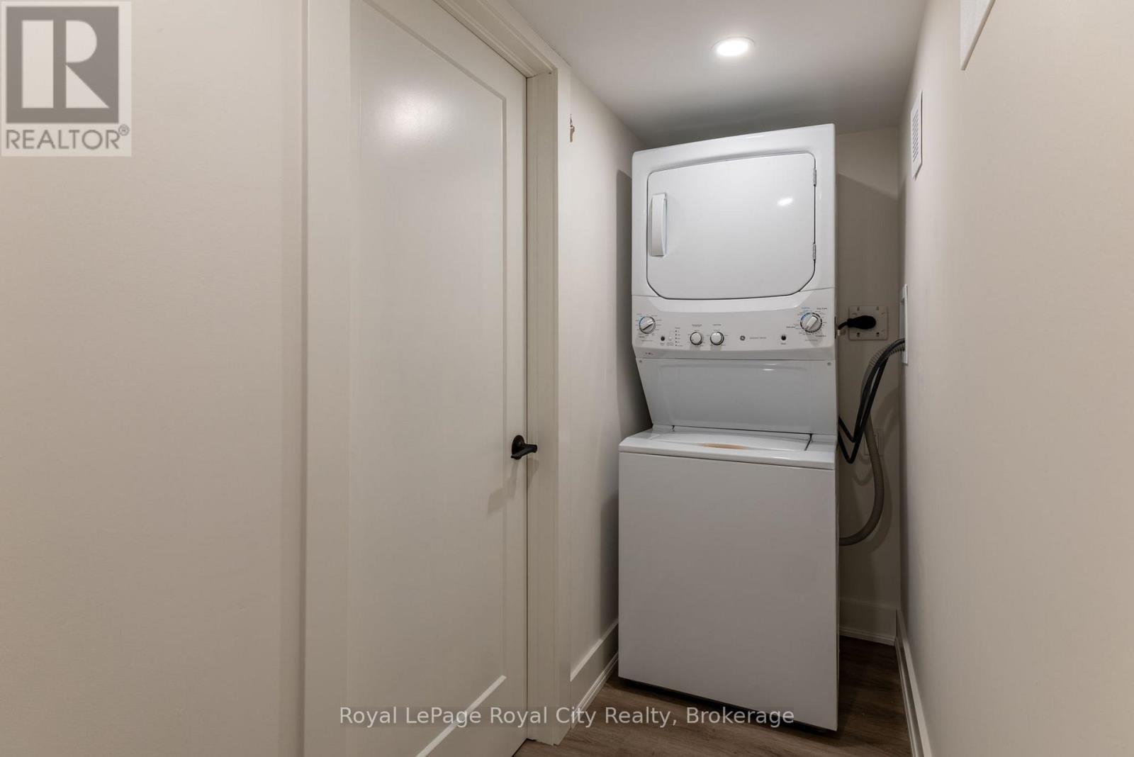 Auxilliary suite - separate laundry - 255 Normandy Avenue, Waterloo, ON - Indoor Photo Showing Laundry Room