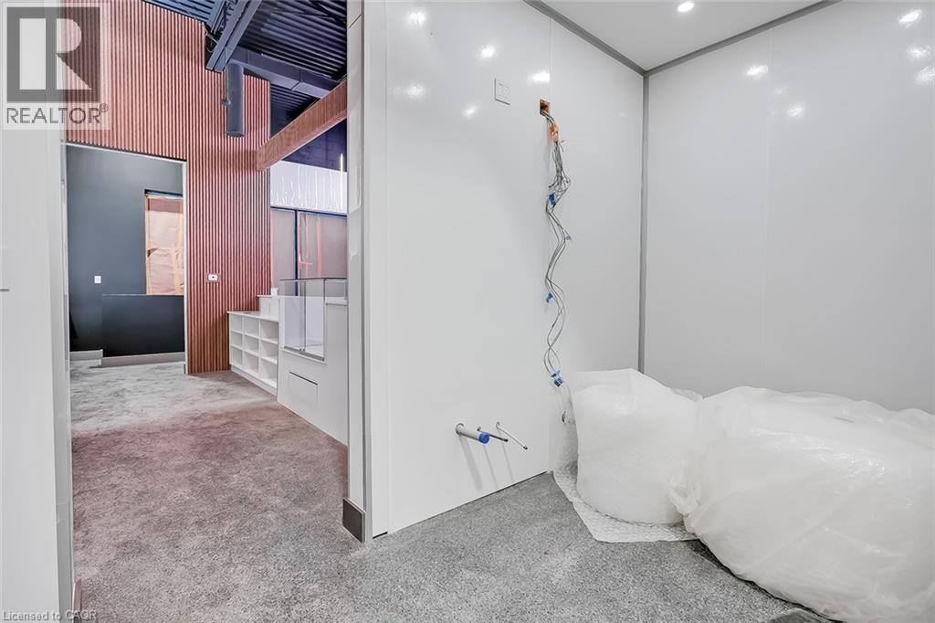 634 Upper James Street, Hamilton, ON