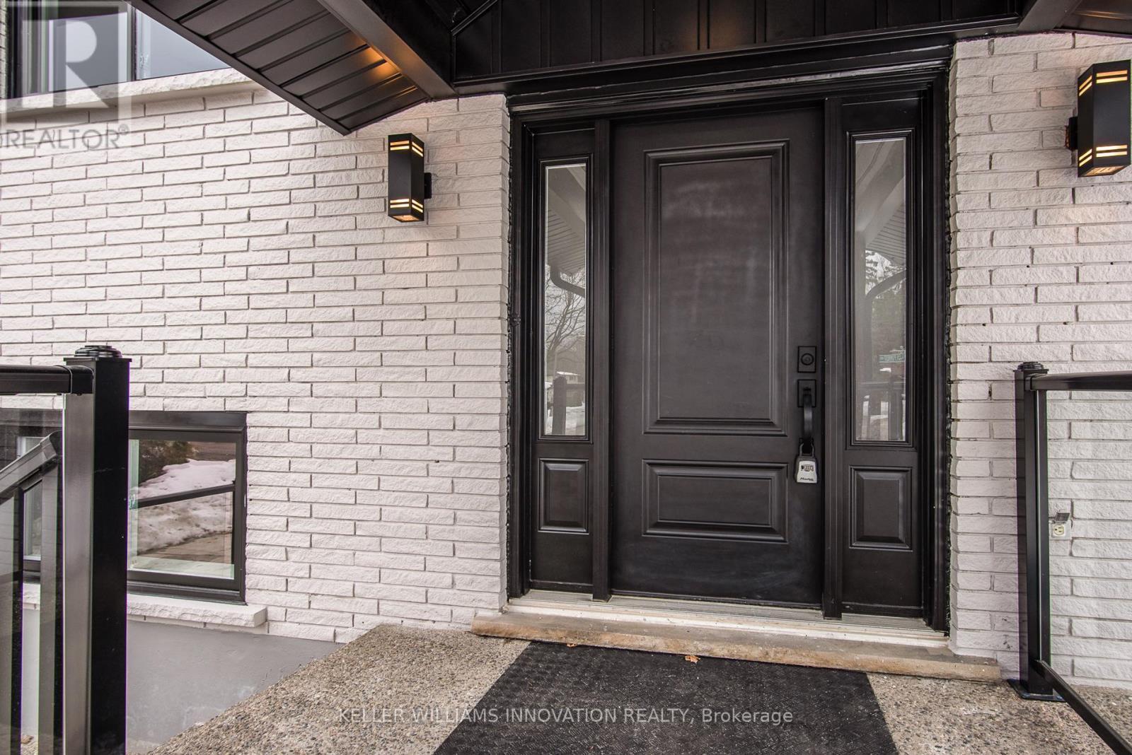 627 Glen Forrest Boulevard, Waterloo, ON - Outdoor With Exterior