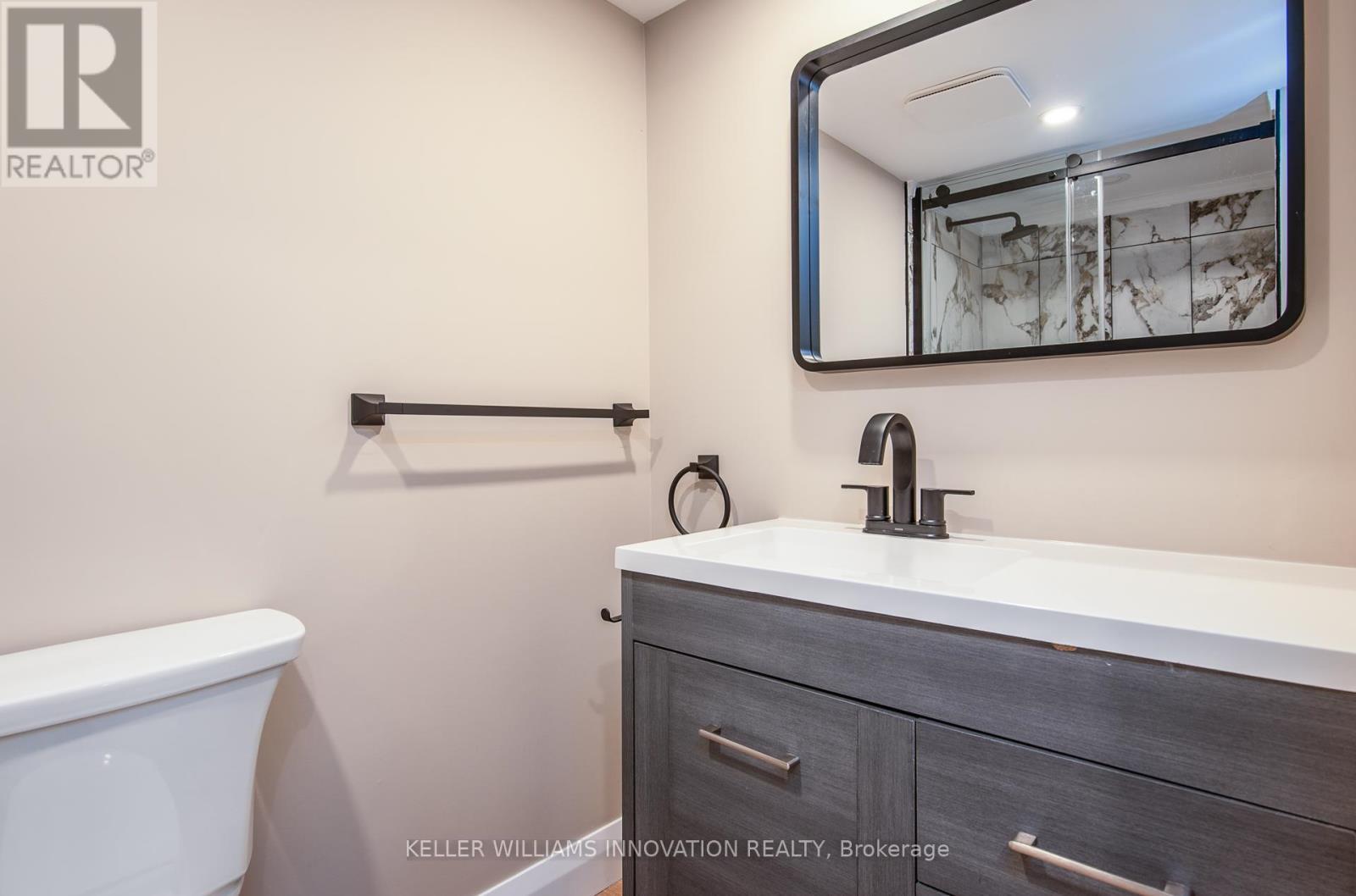 627 Glen Forrest Boulevard, Waterloo, ON - Indoor Photo Showing Bathroom
