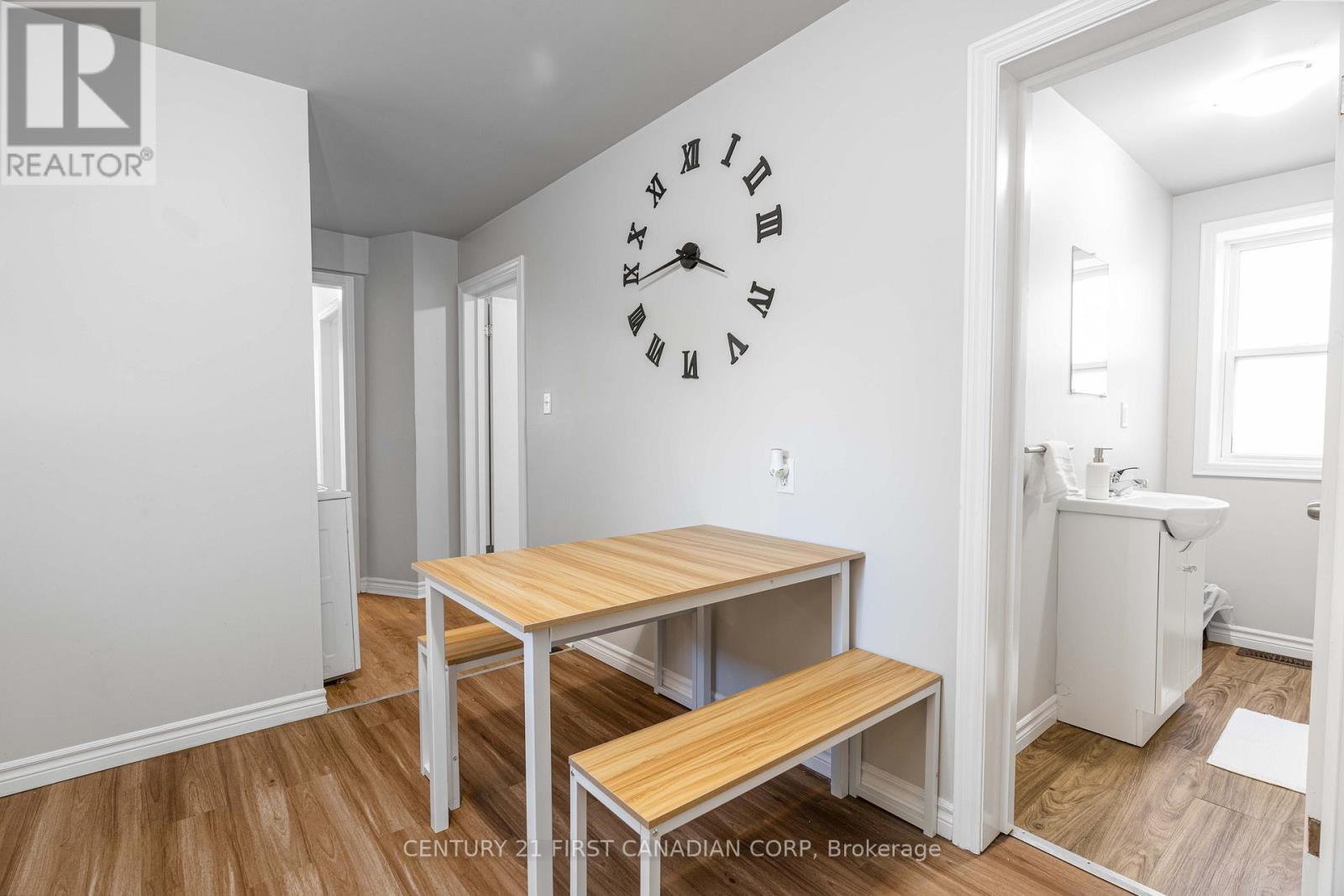 302 Egerton Street, London East (East M), ON - Indoor Photo Showing Other Room