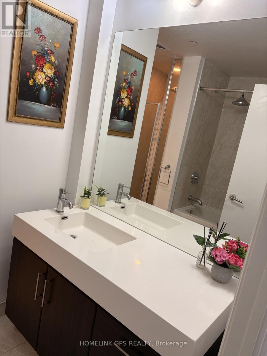 1505 - 160 Vanderhoof Avenue, Toronto, ON - Indoor Photo Showing Bathroom