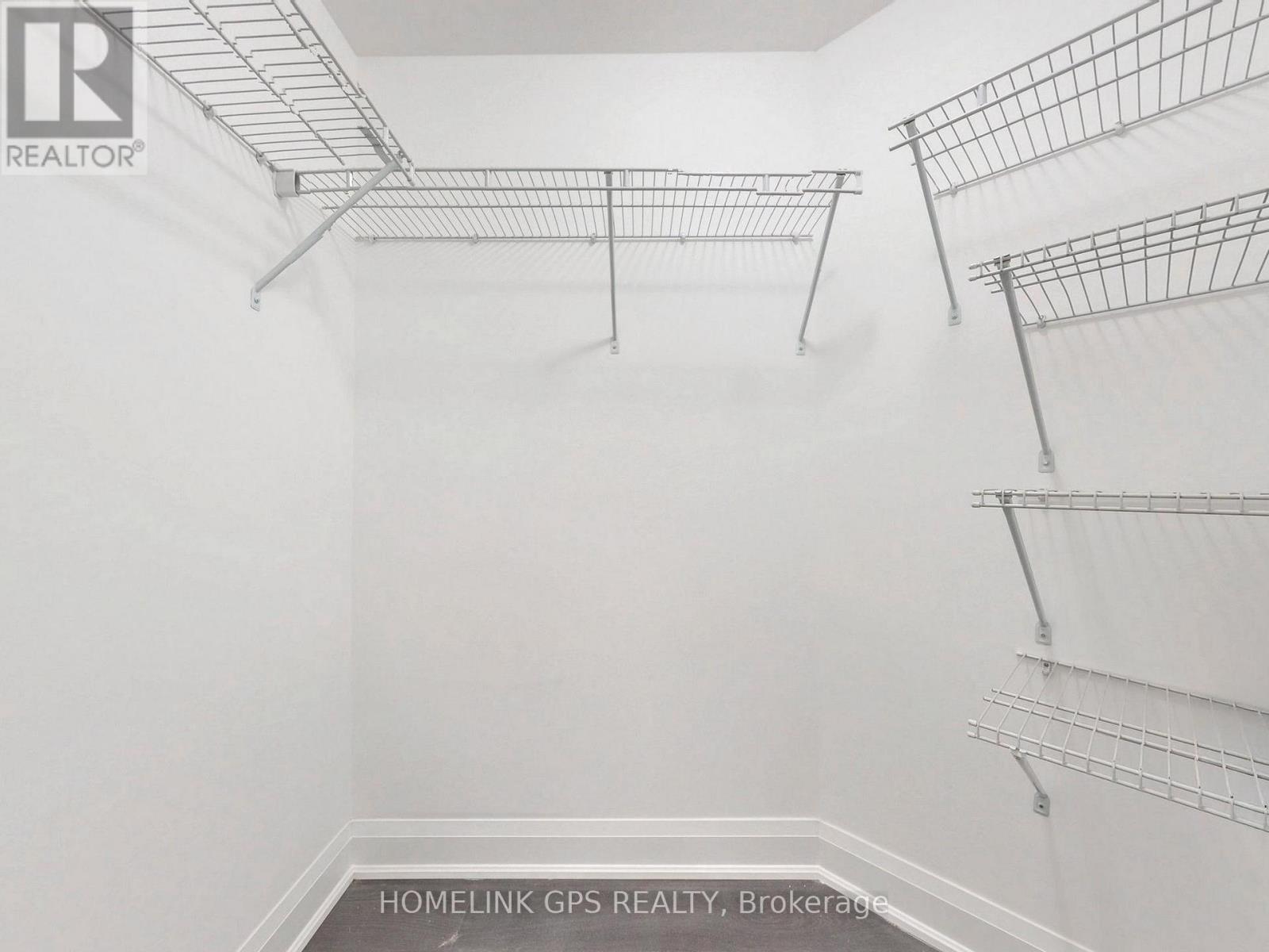 walk in closet - 1505 - 160 Vanderhoof Avenue, Toronto, ON - Indoor With Storage