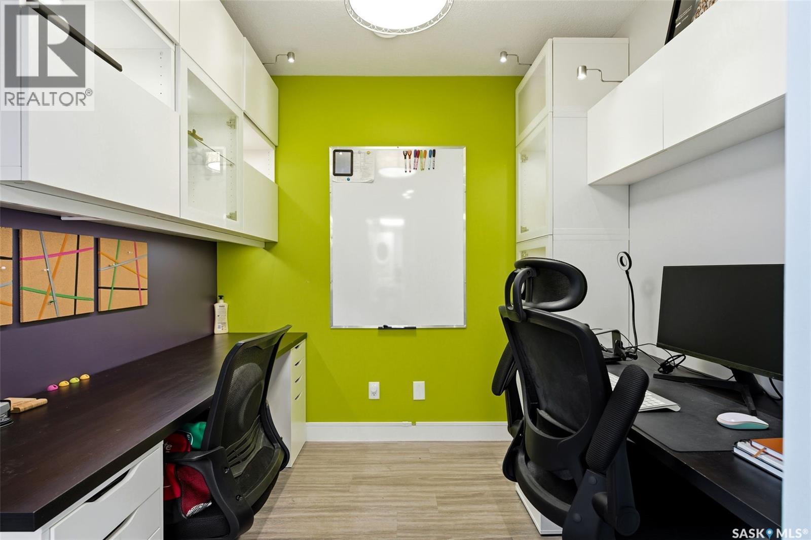 409 5301 Universal Crescent, Regina, SK - Indoor Photo Showing Office