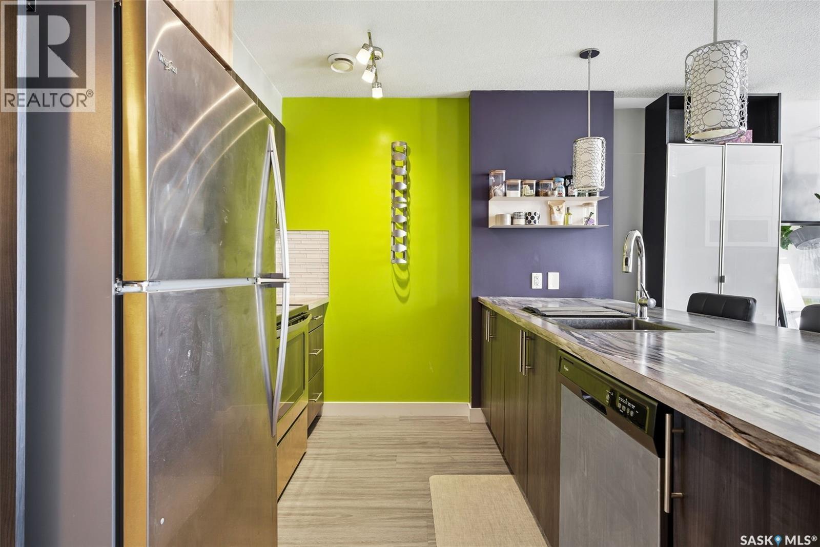 409 5301 Universal Crescent, Regina, SK - Indoor Photo Showing Kitchen