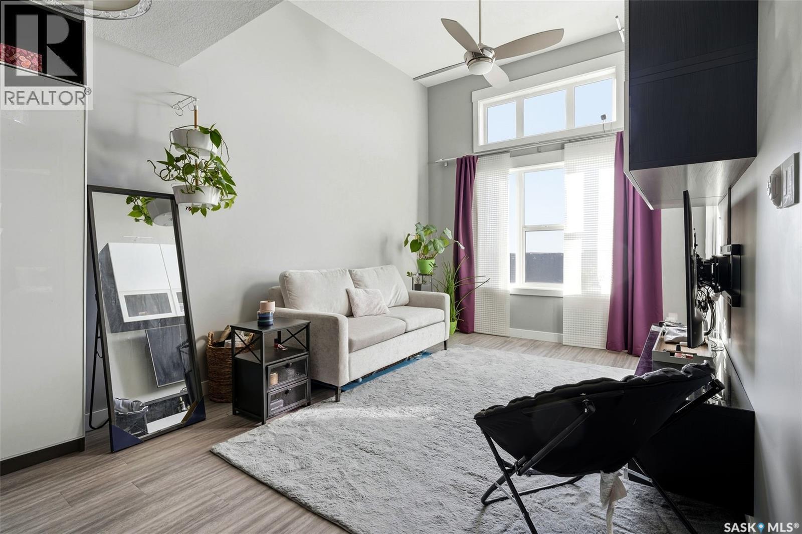 409 5301 Universal Crescent, Regina, SK - Indoor