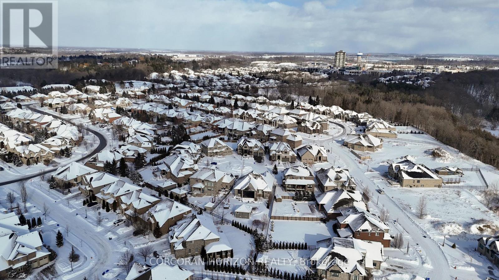908 Fall Harvest Court, Kitchener, ON - Outdoor With View