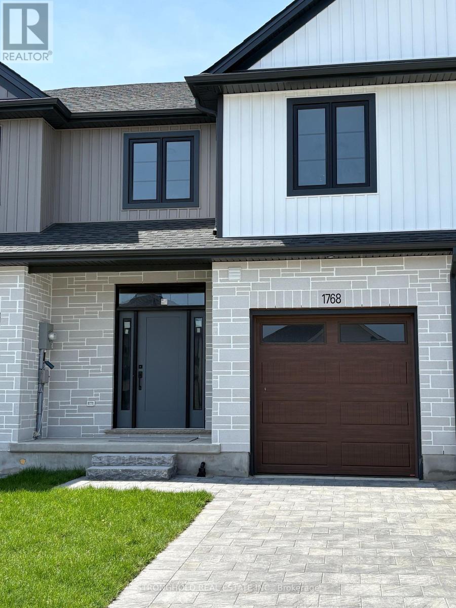 1768 Finley Crescent, London North (North I), ON - Outdoor With Exterior