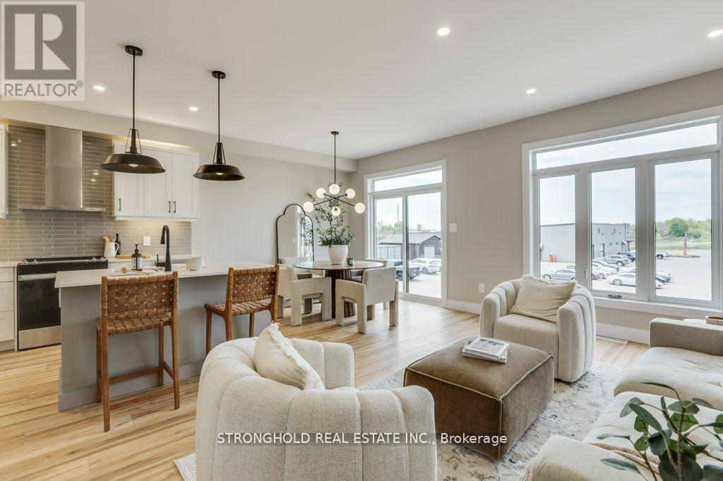 1768 Finley Crescent, London North (North I), ON - Indoor Photo Showing Living Room
