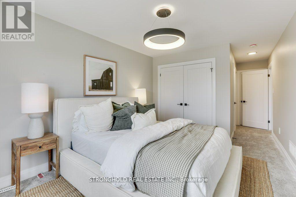 1768 Finley Crescent, London North (North I), ON - Indoor Photo Showing Bedroom