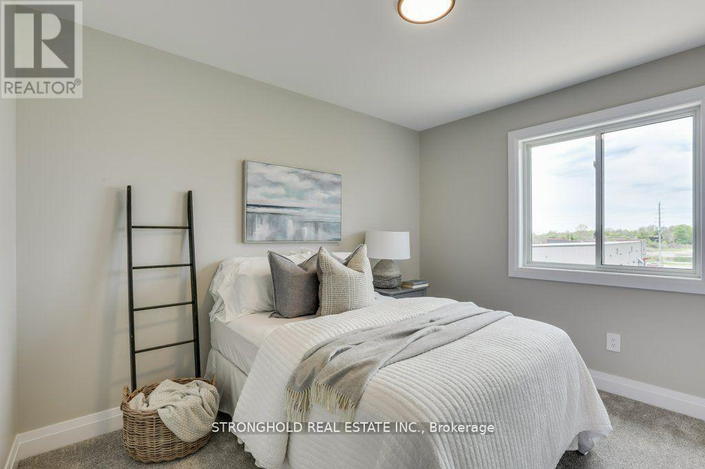1768 Finley Crescent, London North (North I), ON - Indoor Photo Showing Bedroom