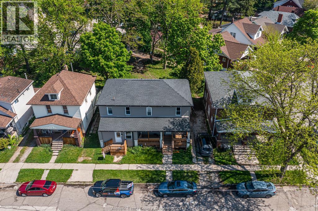 658 Tournier, Windsor, ON - Outdoor