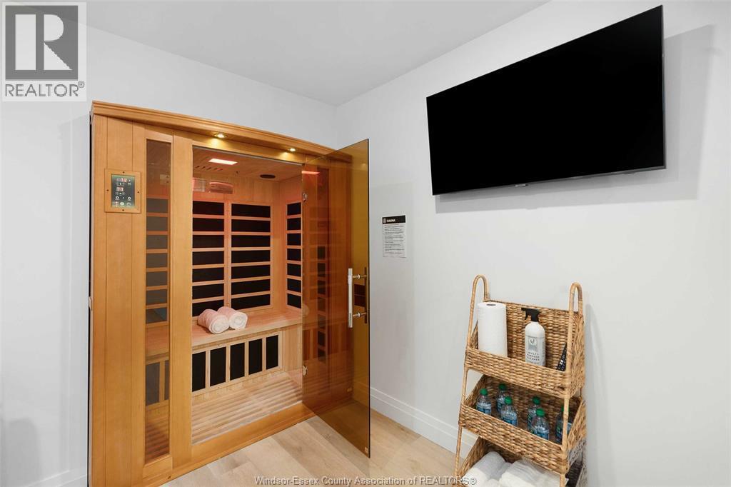 572 Lily Mac Boulevard, Windsor, ON - Indoor Photo Showing Other Room