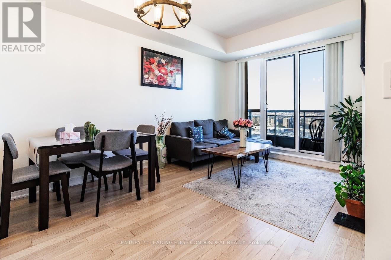 1712 - 9205 Yonge Street, Richmond Hill, ON - Indoor