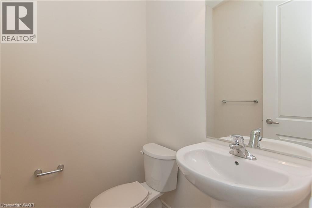 50 Shoreacres Drive, Kitchener, ON - Indoor Photo Showing Bathroom