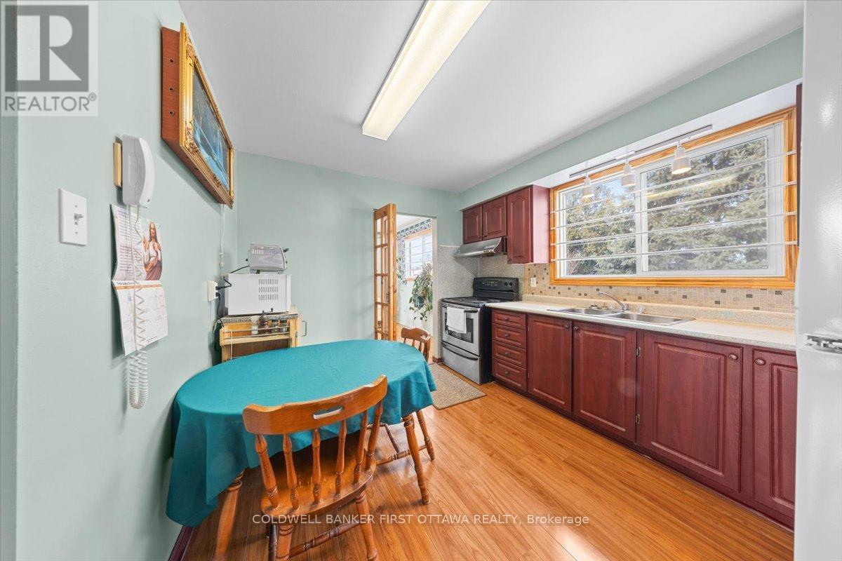 34 Hadley Circle, Ottawa, ON - Indoor