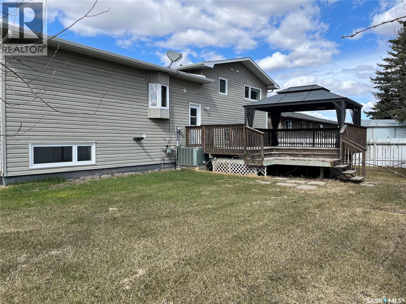5 Souris Avenue, Redvers, SK - Outdoor With Deck Patio Veranda