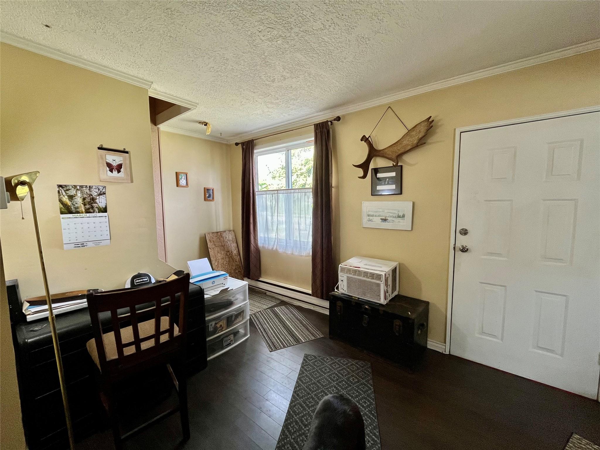 302 6Th Avenue, Nakusp, BC - Indoor