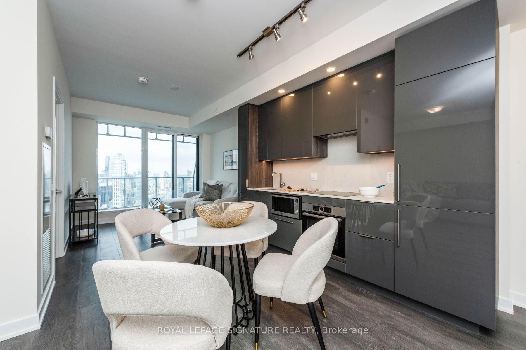 5006-28 Freeland Street, Toronto, ON - Indoor Photo Showing Dining Room