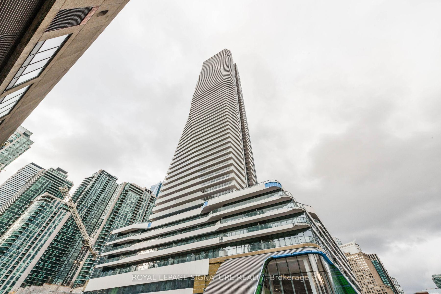5006-28 Freeland Street, Toronto, ON - Outdoor With Facade