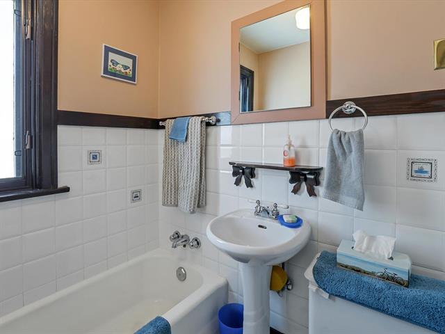 51 Cunnington Ave, Winnipeg, MB