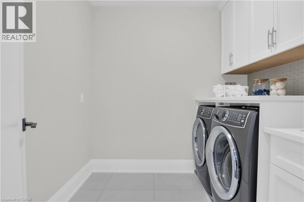 908 Fall Harvest Court, Kitchener, ON - Indoor Photo Showing Laundry Room