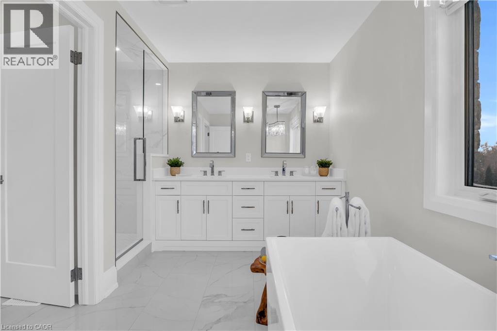 908 Fall Harvest Court, Kitchener, ON - Indoor Photo Showing Bathroom