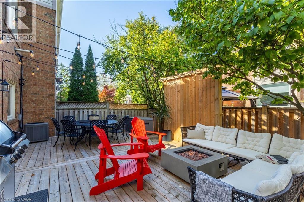 5123 Dryden Avenue, Burlington, ON - Outdoor With Deck Patio Veranda With Exterior