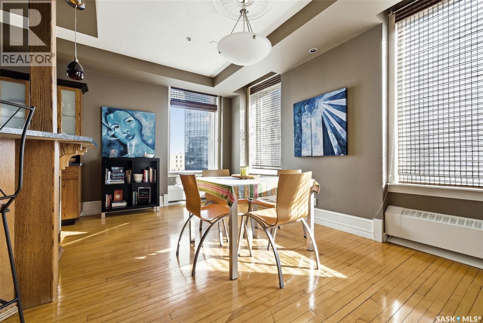 400 2020 11Th Avenue, Regina, SK - Indoor Photo Showing Dining Room