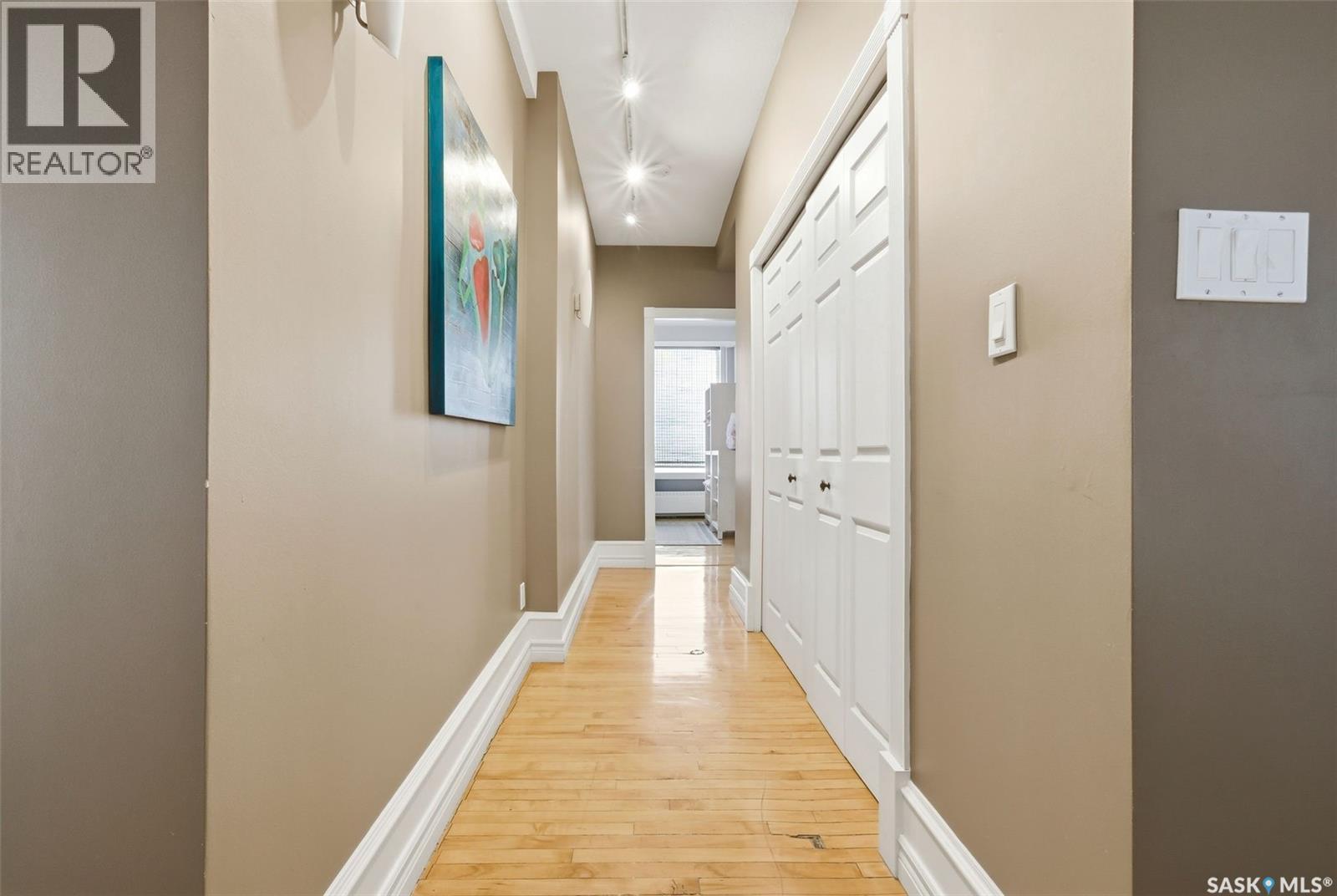 400 2020 11Th Avenue, Regina, SK - Indoor Photo Showing Other Room