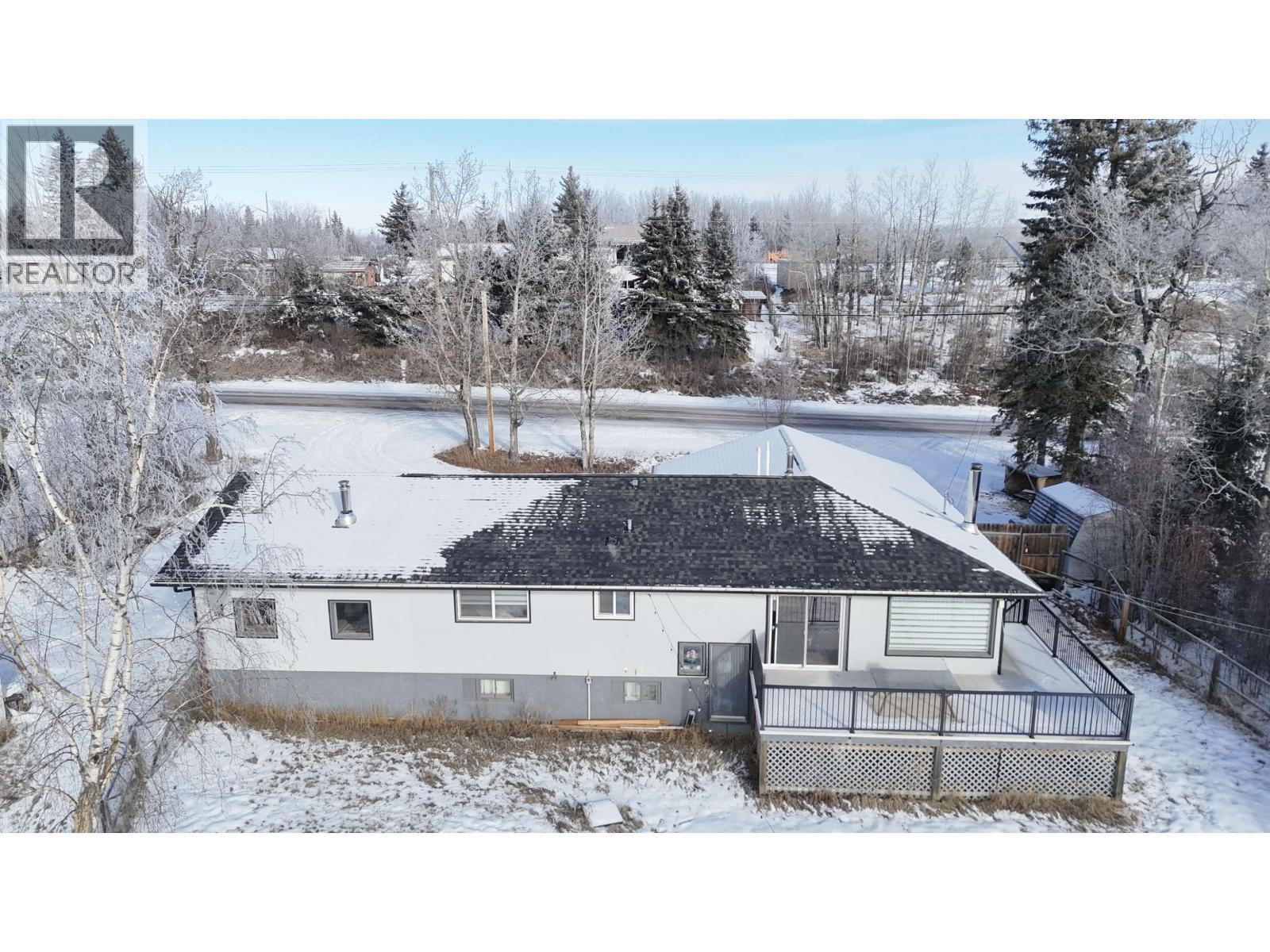864 Old Loop Road, Vanderhoof, BC - Outdoor