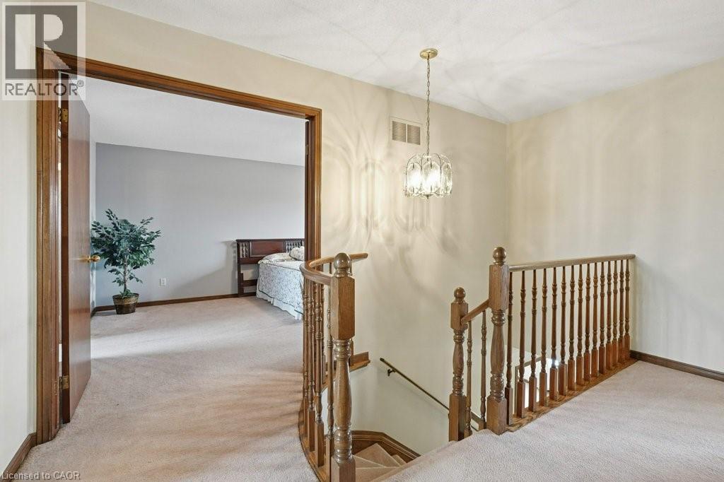 639 Rexford Drive, Hamilton, ON - Indoor Photo Showing Other Room