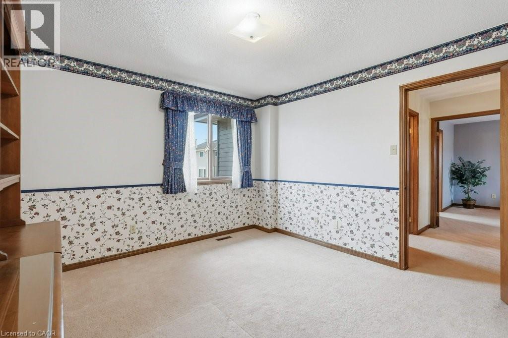 639 Rexford Drive, Hamilton, ON - Indoor Photo Showing Other Room