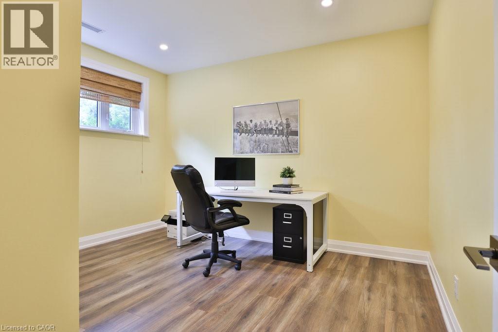 3354 Bristol Drive, Burlington, ON - Indoor Photo Showing Office