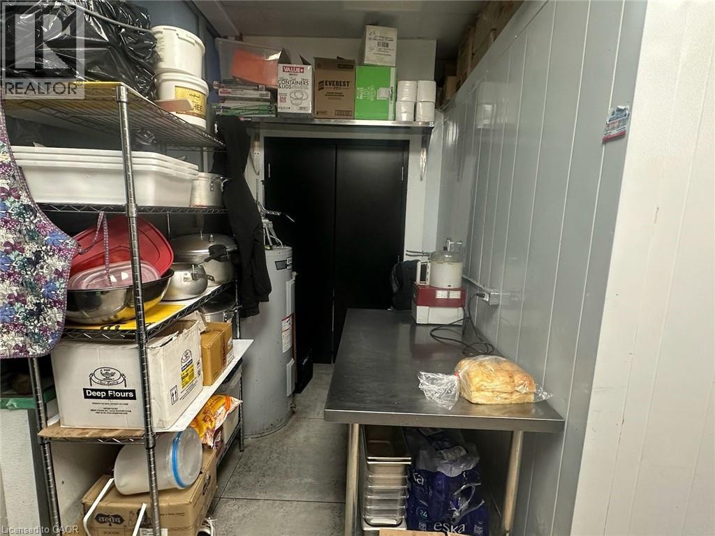 105 Clair Road E Unit# 3, Guelph, ON