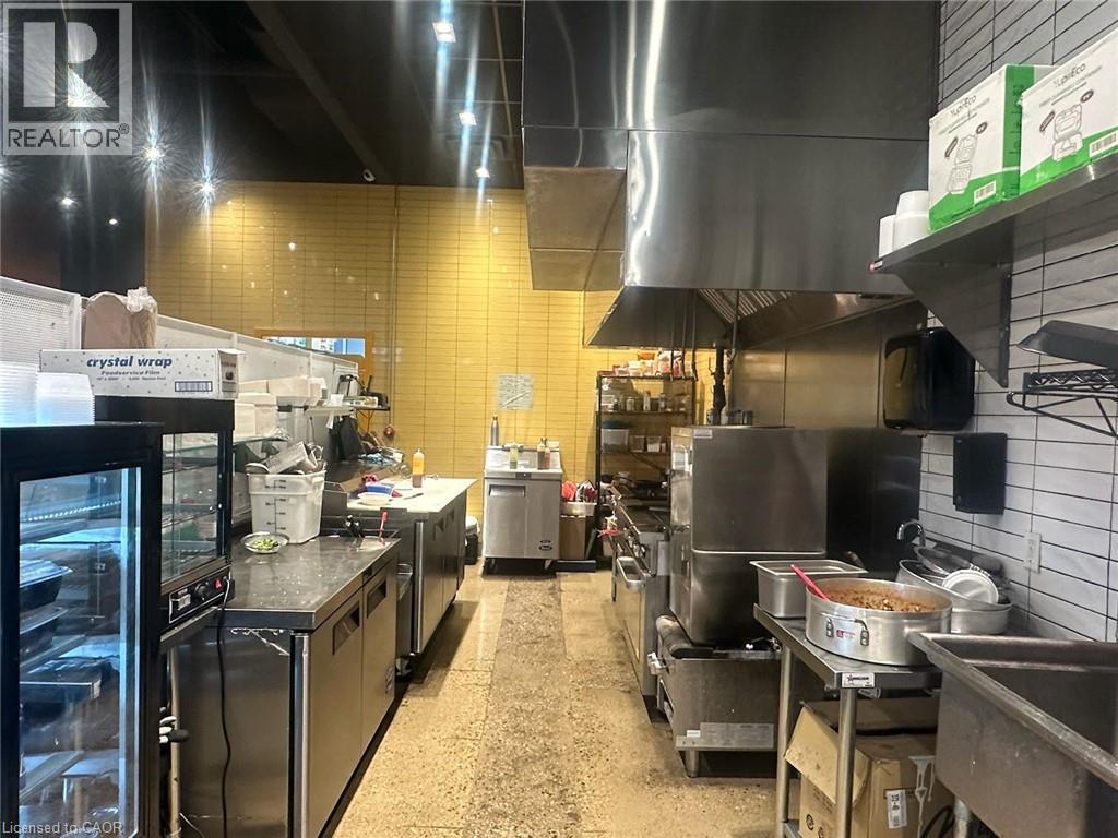 105 Clair Road E Unit# 3, Guelph, ON