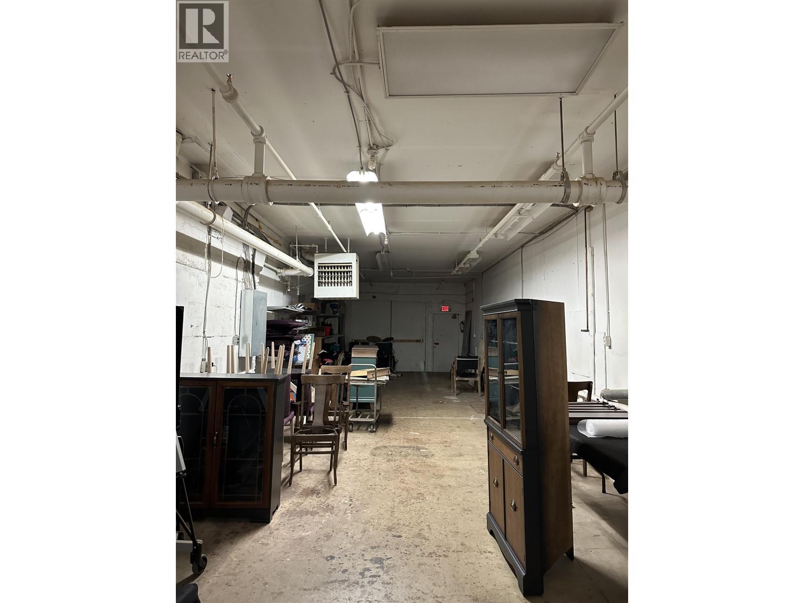 2 259 E 1St Street, North Vancouver, BC