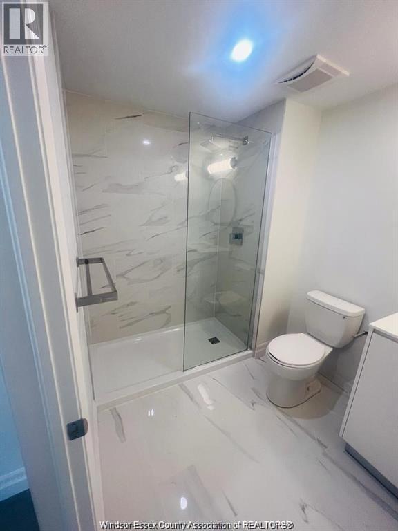 3320 Stella Unit# 412, Windsor, ON - Indoor Photo Showing Bathroom