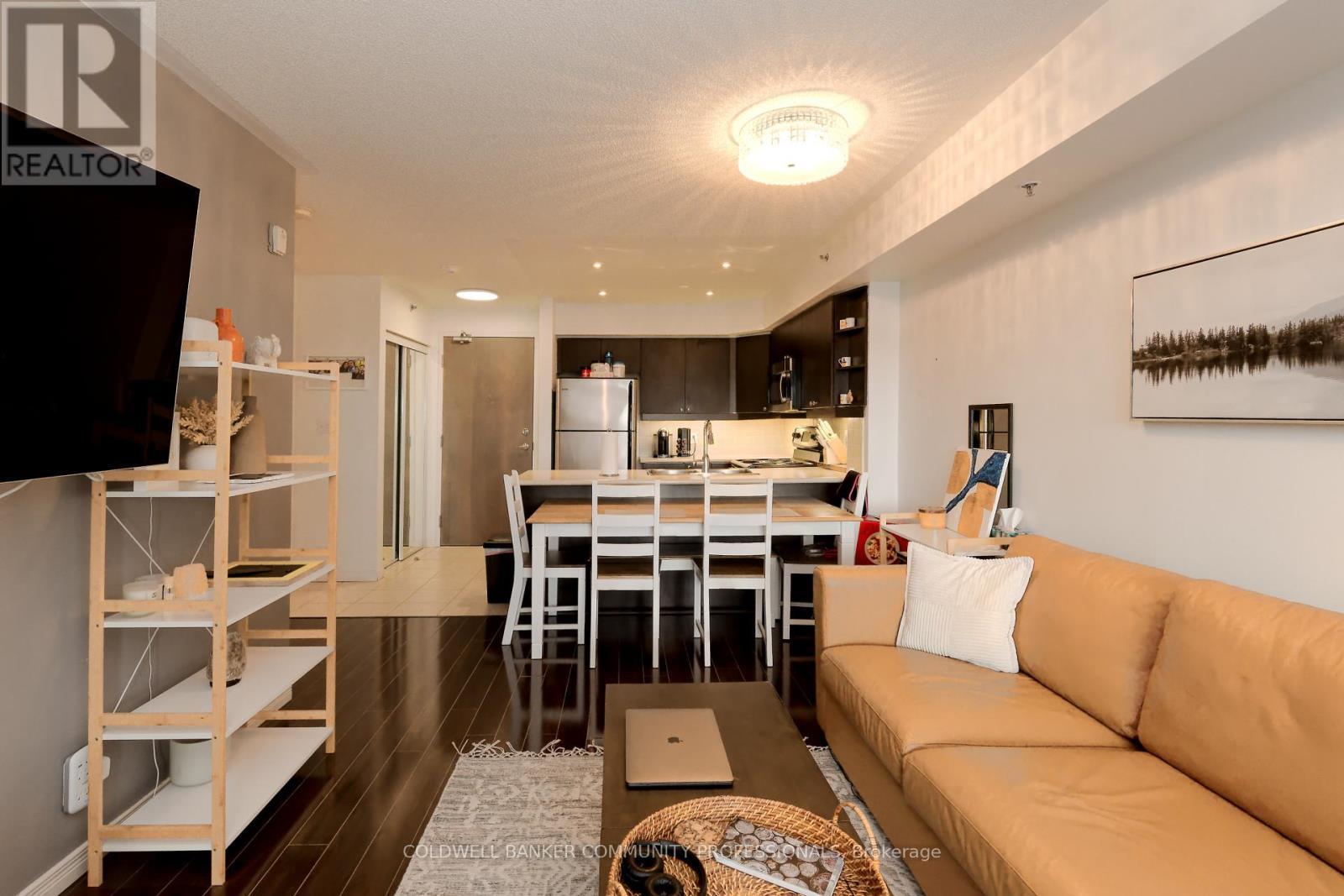 404 - 3060 Rotary Way, Burlington, ON - Indoor Photo Showing Other Room