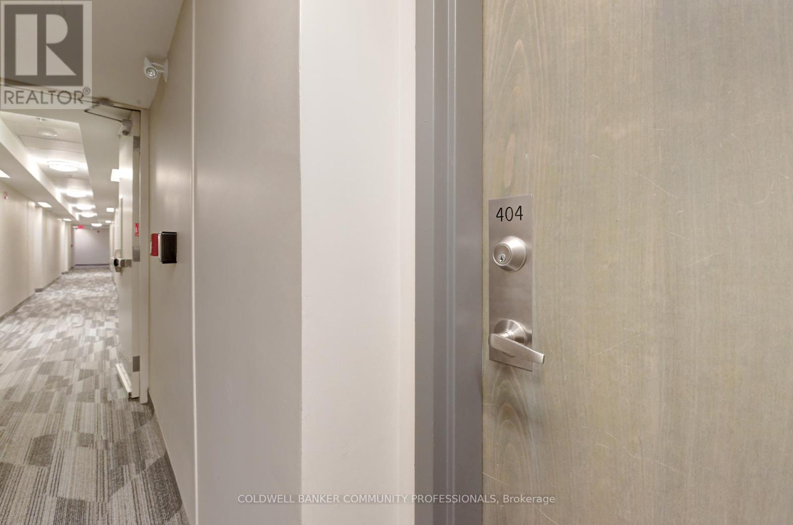 404 - 3060 Rotary Way, Burlington, ON - Indoor