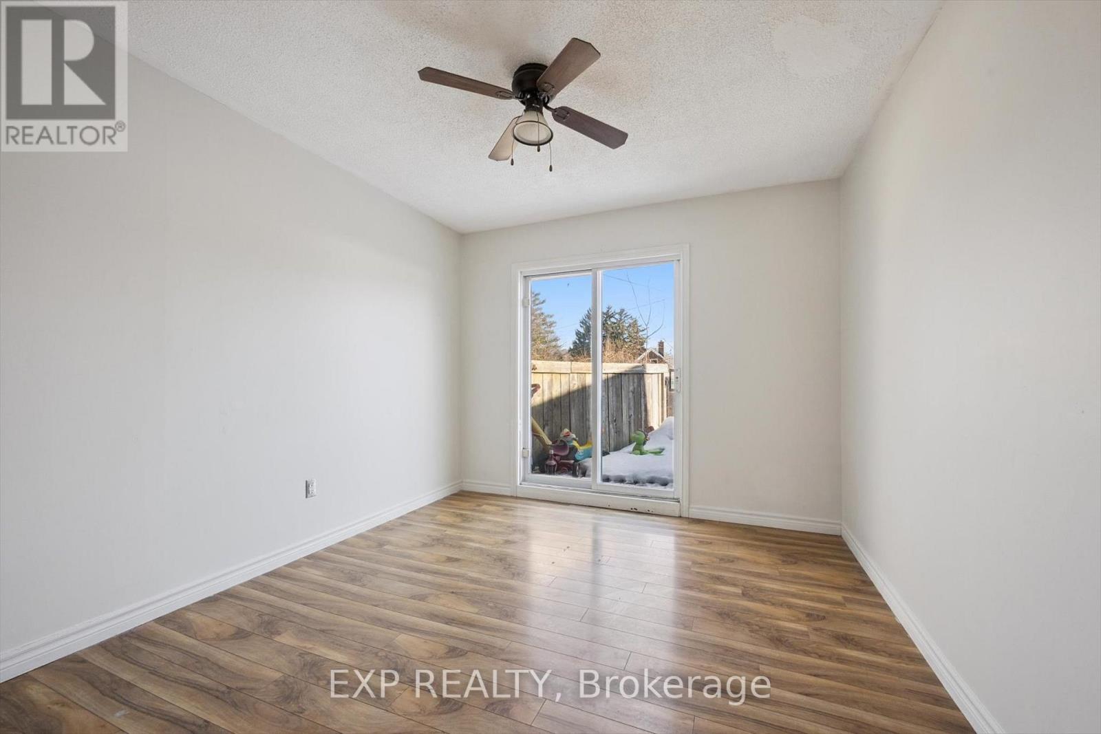 253 Sydney Street S, Kitchener, ON - Indoor Photo Showing Other Room