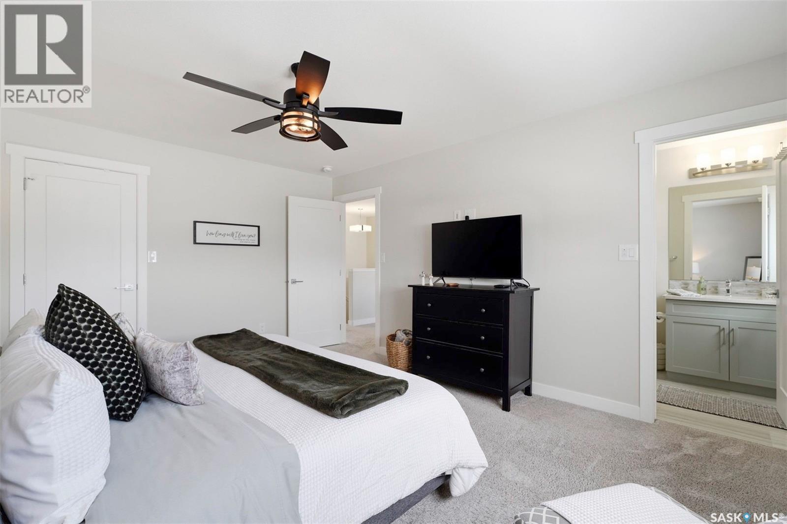535 Schmeiser Avenue, Saskatoon, SK - Indoor Photo Showing Bedroom