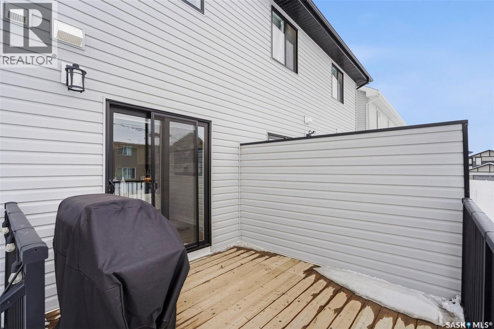 535 Schmeiser Avenue, Saskatoon, SK - Outdoor With Exterior