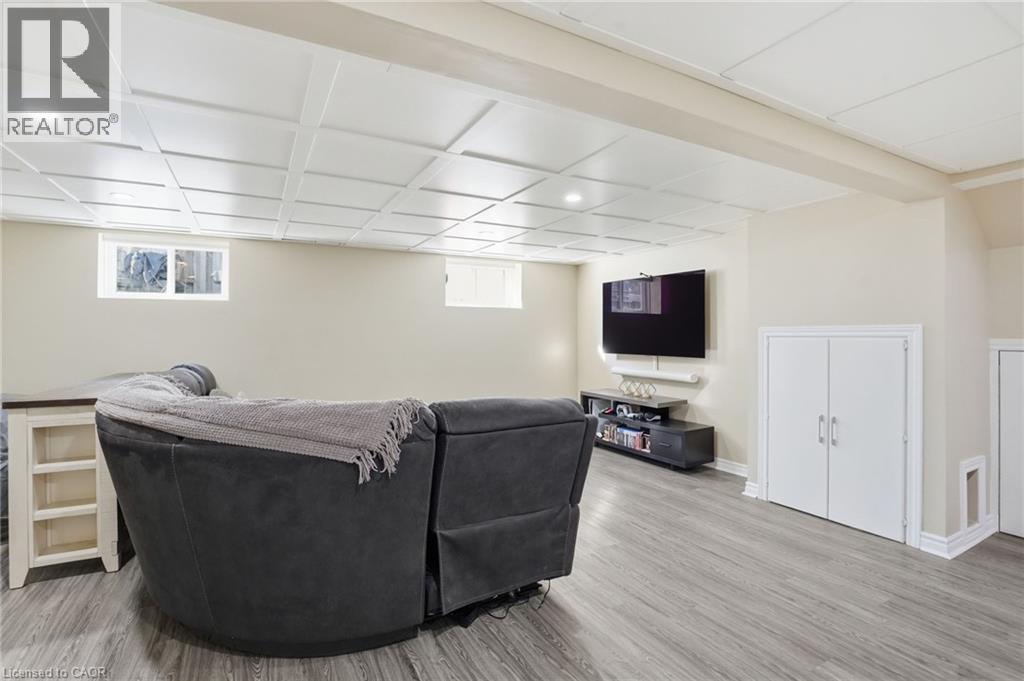 7 Rapallo Drive, Hamilton, ON - Indoor Photo Showing Other Room